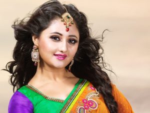 Rashmi-Desai-picture