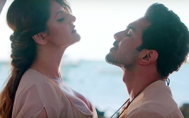 Aksar-2-box-office-collection-day-1