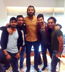 Varun-Dhawan-meets-Jinder-Mahal