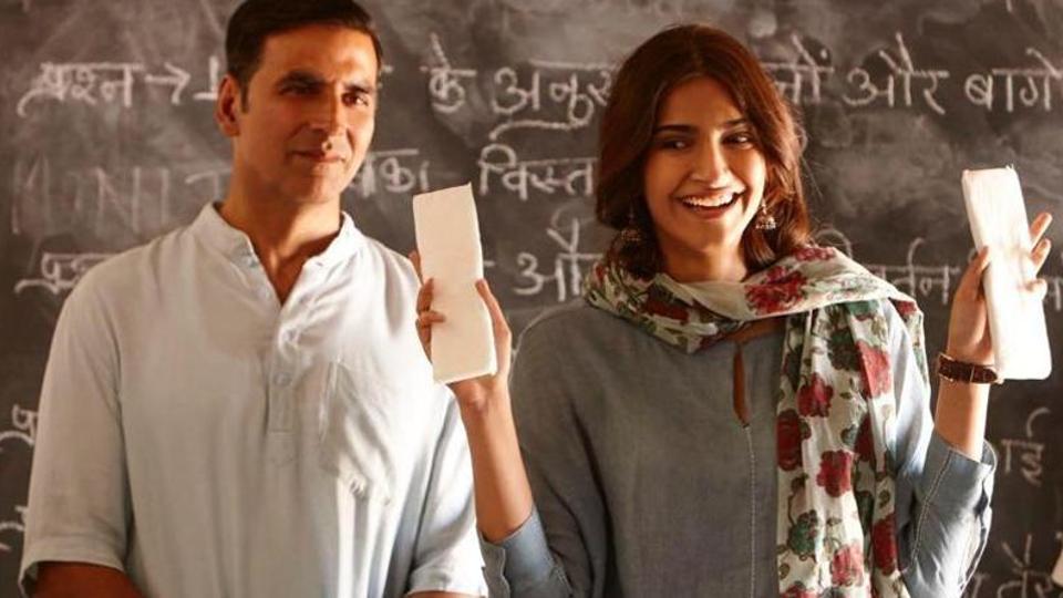 Padman-Collection-Trends-Audience-Occupancy-Day-1