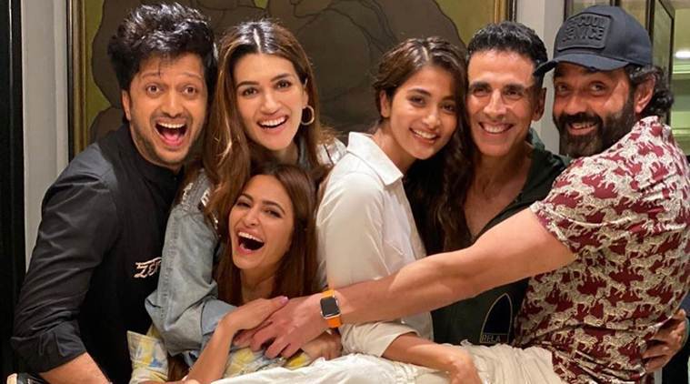 Housefull-4-Audience-Occupancy-Collection-Prediction-Day-7