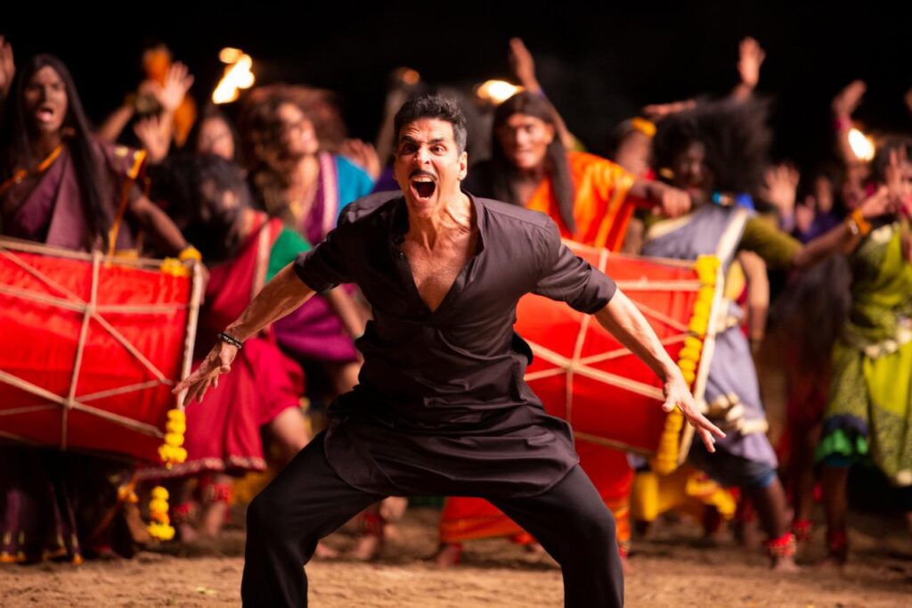 Laxmii Box Office Collection Day 1 In Overseas