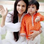 Riddhi Deorah, a parenting influencer aims to help parents to live a holistic and spiritual lifestyle