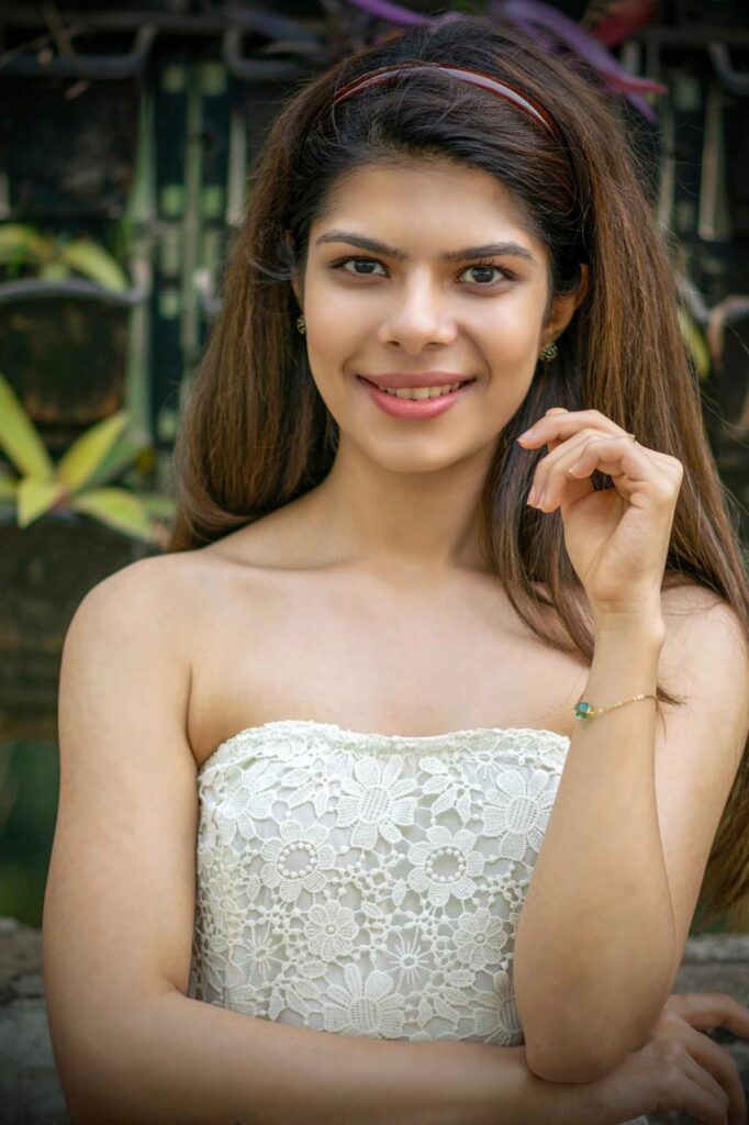 Aamna Munjal makes her acting debut in an unconventional music video