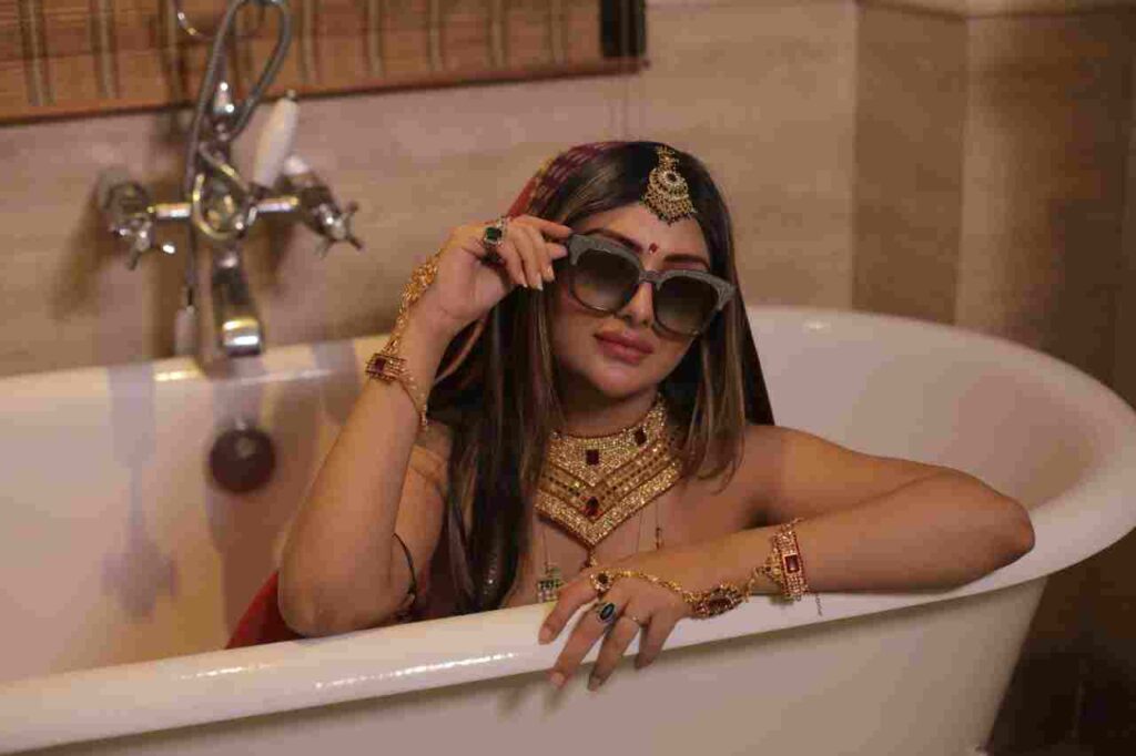 Khushi Mukherjee is all set to produce web series under her own production house!