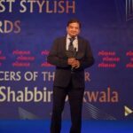 Shabbir-Boxwala-receives-Lokmat-Most-Stylish-Producer-Of-The-Year